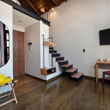 Mosaic Venetian Harbour Suites Ханья Экстерьер фото