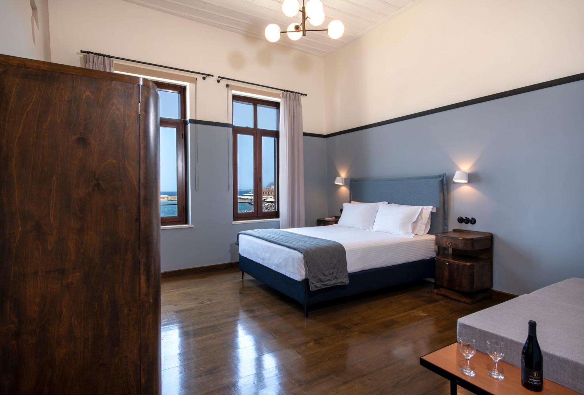 Mosaic Venetian Harbour Suites Ханья Экстерьер фото