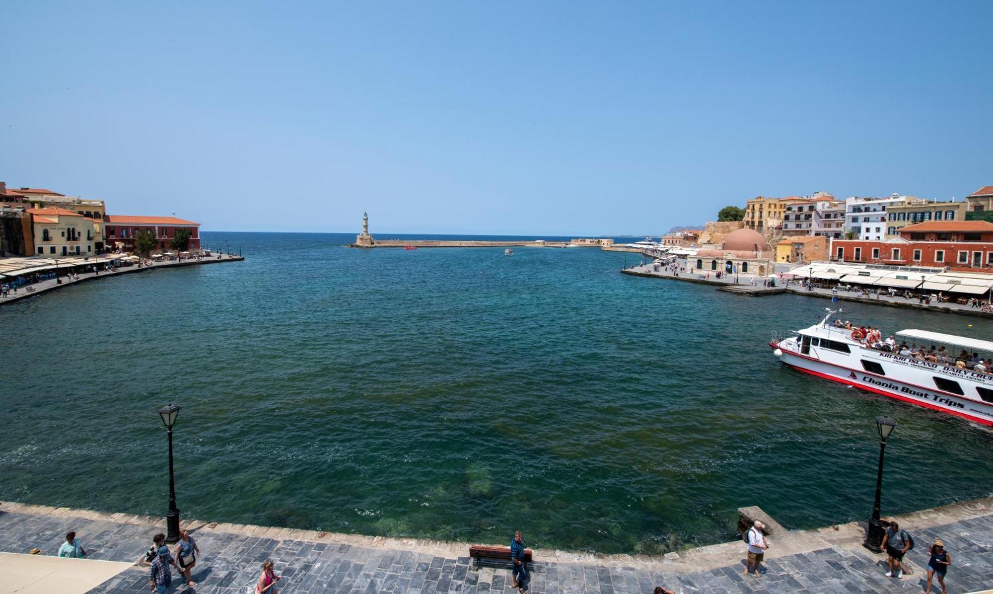 Mosaic Venetian Harbour Suites Ханья Экстерьер фото