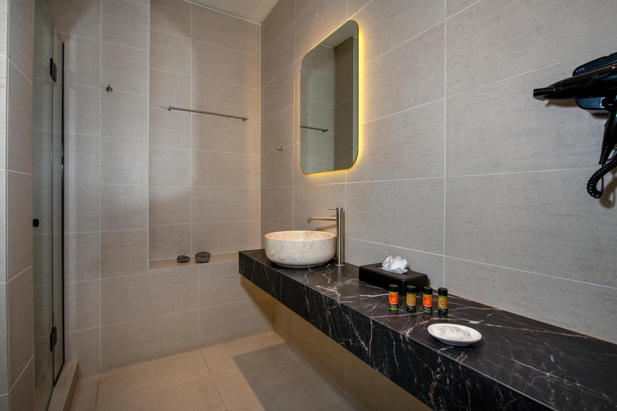 Mosaic Venetian Harbour Suites Ханья Экстерьер фото